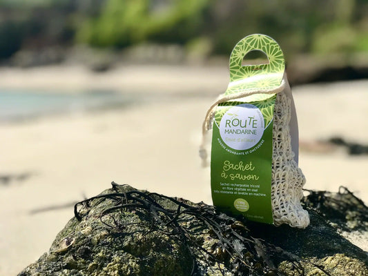 Le sachet à savon : l’accessoire qui rend votre savon solide aussi facile à utiliser qu’un gel douche.