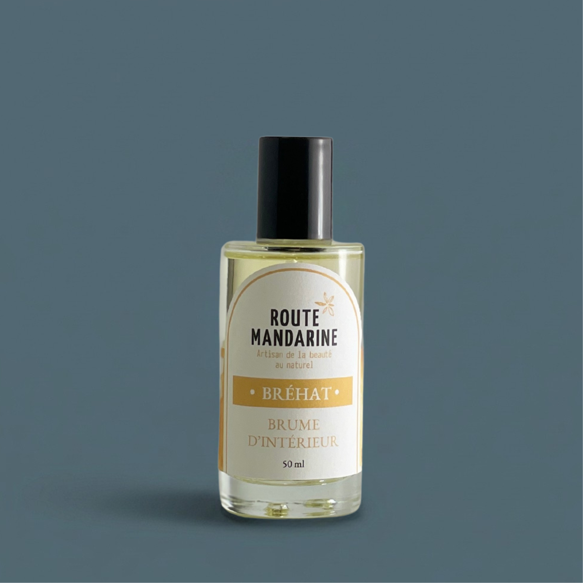 Spray d'intérieur Bréhat Route Mandarine — flacon en verre 50 ml avec pompe spray, parfum floral solaire genêt et pins, fabriqué en Bretagne