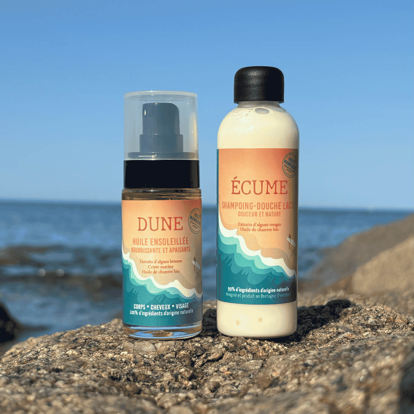 photos des flaçon format voyage de l'huile sèche et du shampoing-douche