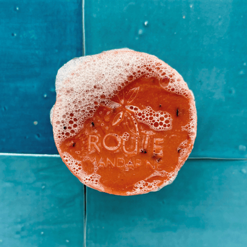 savon surgras samouraï qui mousse généreusement