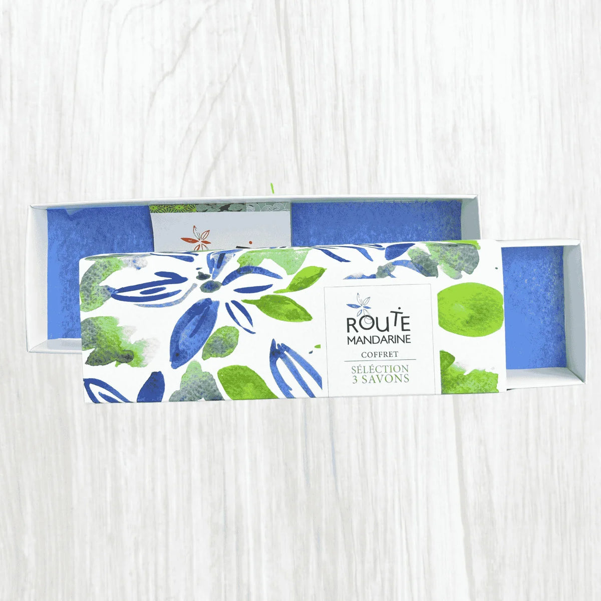 coffret aquarelle bleu pour 3 savons